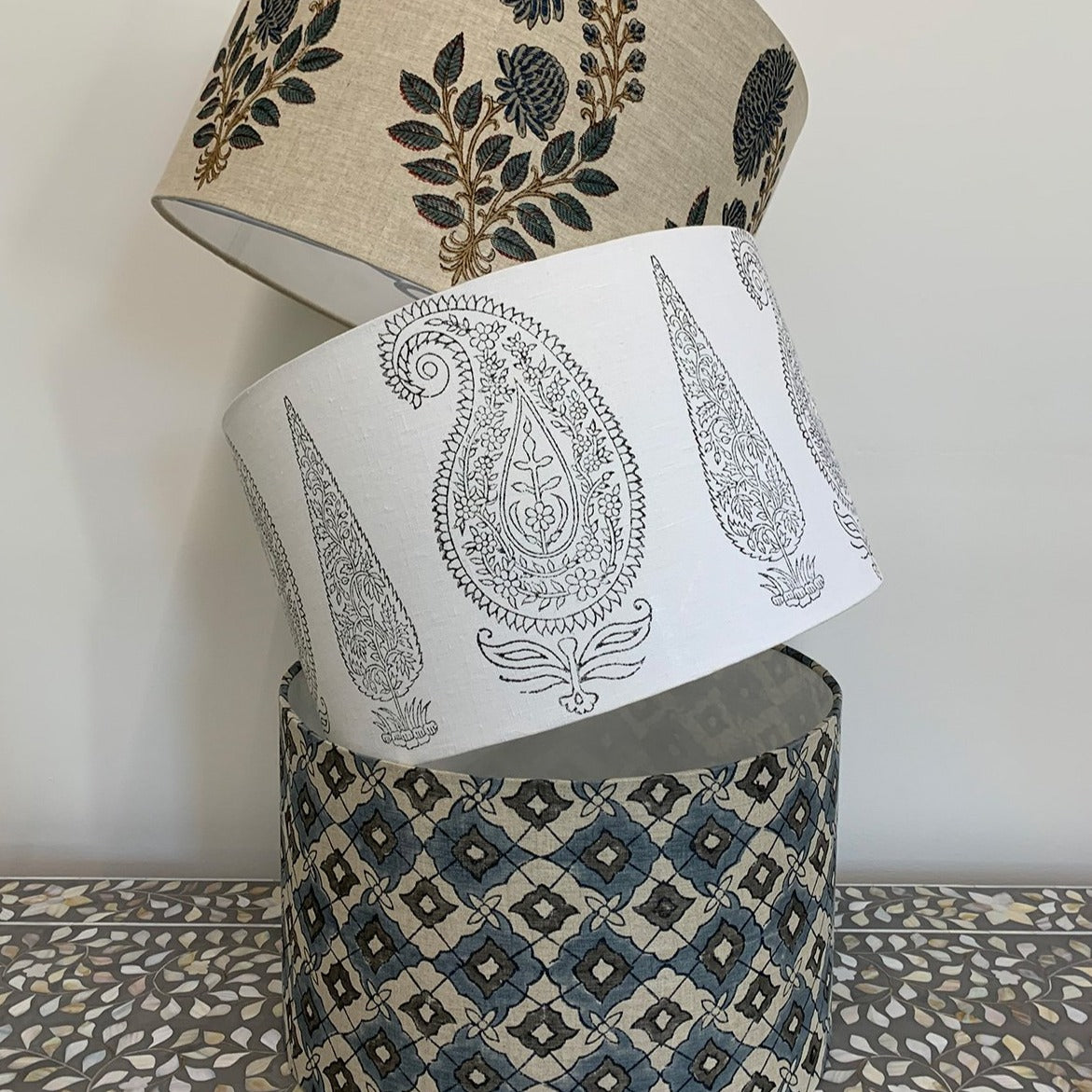Drum Lampshade - Single Colour Large Bouti - White / Charcoal